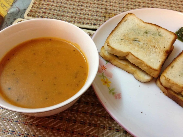 Simple Carrot Ginger Soup and a Giveaway Winner