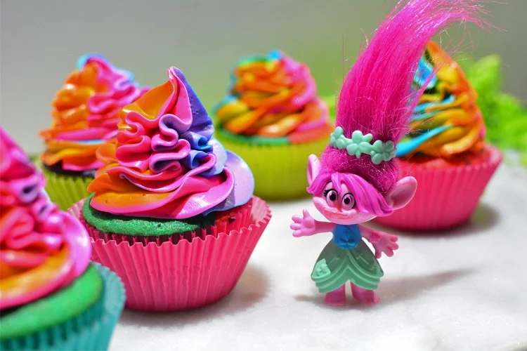 Is Three the New Two? Trolls cupcakes