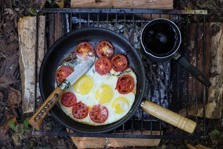 Great Camping Food Ideas that Don’t Require a Fridge Great Camping Food Ideas that Don’t Require a Fridge